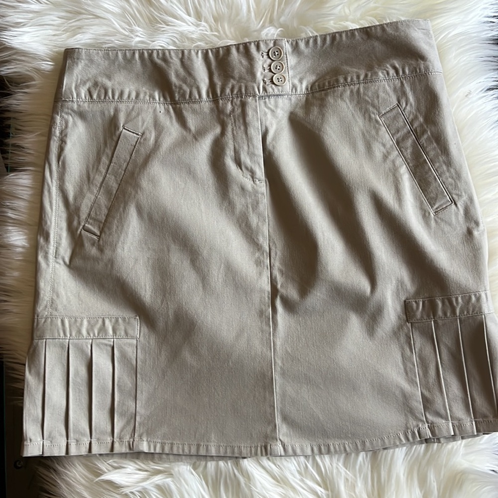 LOFT KHAKI MINI SKIRT